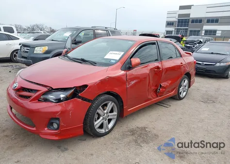 2013 Toyota Corolla S Special Edition z USA, uszkodzony, nr VIN 2T1BU4EE0DC072241